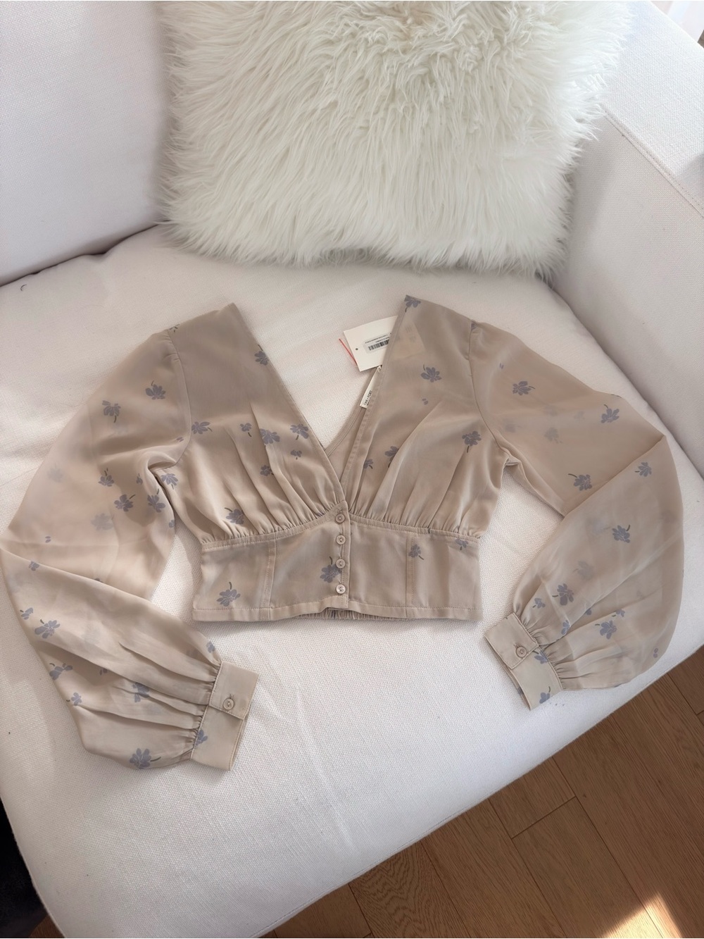 NWT OAK + FORT Cream Floral Cropped Blouse NWT | Size SMALL